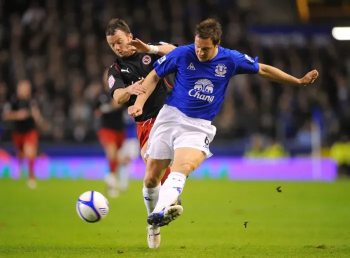 Framed Print : Battle for the Ball: Jagielka vs. Hunt - Everton's FA Cup Fifth Round Clash (01 March 2011) Framed Print : Battle for the Ball: Jagielka vs. Hunt - Everton's FA Cup Fifth Round Clash (01 March 2011)