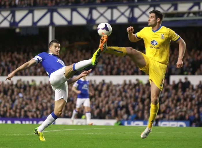 Framed Print : Battle for the Ball: Mirallas vs. Dann - Crystal Palace's Victory over Everton (16-04-2014, Goodison Park)