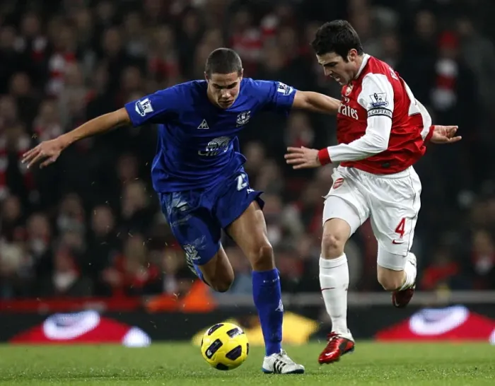 Framed Print : Battle for the Ball: Rodwell vs. Fabregas - Arsenal vs. Everton, Premier League Rivalry (February 2011) Framed Print : Battle for the Ball: Rodwell vs. Fabregas - Arsenal vs. Everton, Premier League Rivalry (February 2011)
