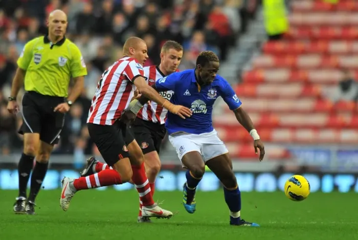 Framed Print : Battle for the Ball: Saha vs. Brown - Everton vs. Sunderland Rivalry in the Premier League (December 2011) Framed Print : Battle for the Ball: Saha vs. Brown - Everton vs. Sunderland Rivalry in the Premier League (December 2011)