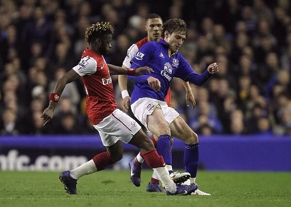 Battle for the Ball: Song vs. Jelavic at Goodison Park - Everton vs. Arsenal, Premier League (21 March 2012)