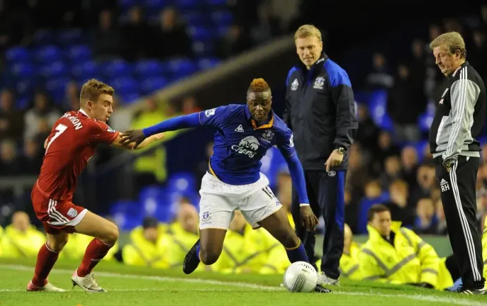 Framed Print : Battle for the Carling Cup: Magaye Gueye vs. James Morrison - Everton vs. West Bromwich Albion (September 2011) Framed Print : Battle for the Carling Cup: Magaye Gueye vs. James Morrison - Everton vs. West Bromwich Albion (September 2011)