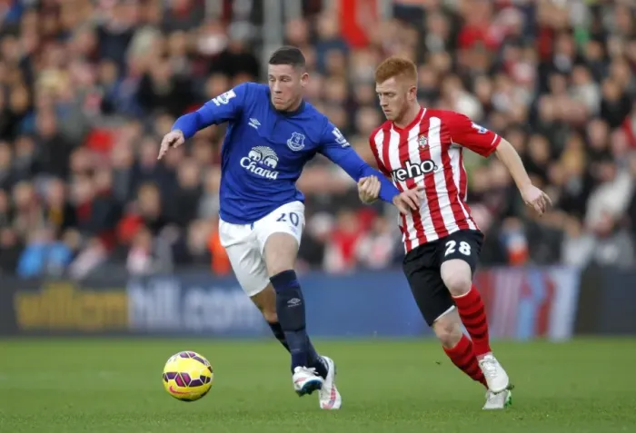 Framed Print : Battling for Supremacy: Ross Barkley vs. Harrison Reed - Everton vs. Southampton, Premier League Framed Print : Battling for Supremacy: Ross Barkley vs. Harrison Reed - Everton vs. Southampton, Premier League