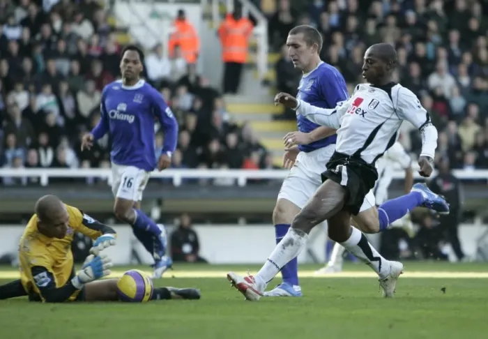 Framed Print : Boa Morte vs. Howard: A Football Battle at Fulham vs. Everton, April 11, 2006 Framed Print : Boa Morte vs. Howard: A Football Battle at Fulham vs. Everton, April 11, 2006