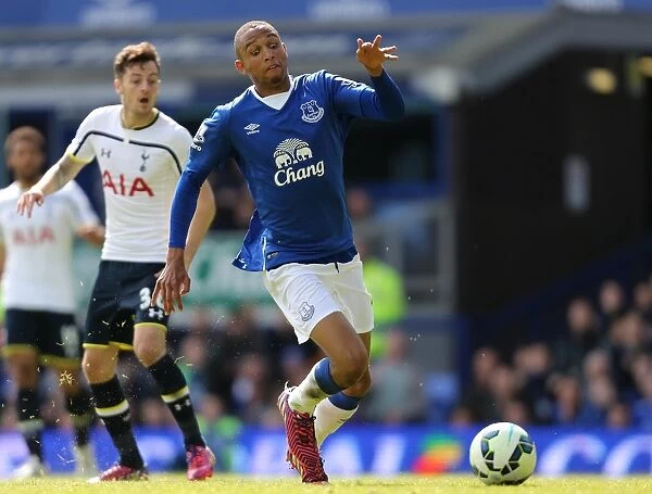 Brendan Galloway in Action: Everton vs. Tottenham Hotspur - Barclays Premier League, Goodison Park
