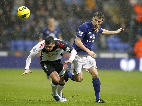 Clash at Reebok: Seamus Coleman vs. Paul Robinson - Everton vs. Bolton Wanderers (26 November 2011)