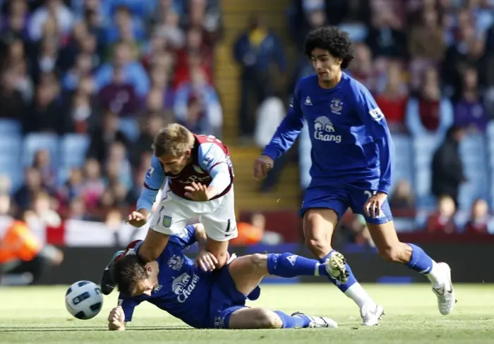 Framed Print : Clash at Villa Park: Leighton Baines vs Marc Albrighton, Everton vs Aston Villa, Barclays Premier League (2010) Framed Print : Clash at Villa Park: Leighton Baines vs Marc Albrighton, Everton vs Aston Villa, Barclays Premier League (2010)