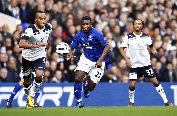 Competing for Supremacy: A Battle of Strength – Kaboul vs. Yakubu in the Premier League Showdown between Tottenham Hotspur and Everton (23 October 2010, White Hart Lane)