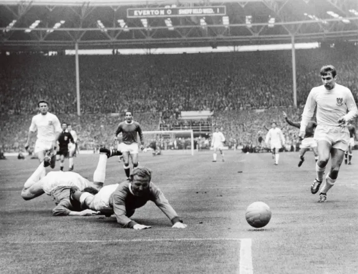 Framed Print : Controversial Moment at the FA Cup Final: Alex Young's Penalty Claim vs. Ron Springett and Sheffield Wednesday (1966) Framed Print : Controversial Moment at the FA Cup Final: Alex Young's Penalty Claim vs. Ron Springett and Sheffield Wednesday (1966)