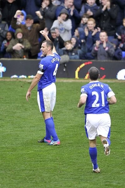 Darron Gibson Scores Everton's First Goal Against Queens Park Rangers in BPL (13-04-2013, Goodison Park)