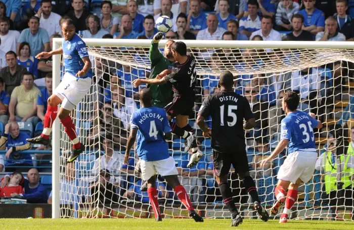 Framed Print : David James Defiant Attempt: Everton's Relentless Assault on Portsmouth's Goal (Fratton Park) Framed Print : David James Defiant Attempt: Everton's Relentless Assault on Portsmouth's Goal (Fratton Park)