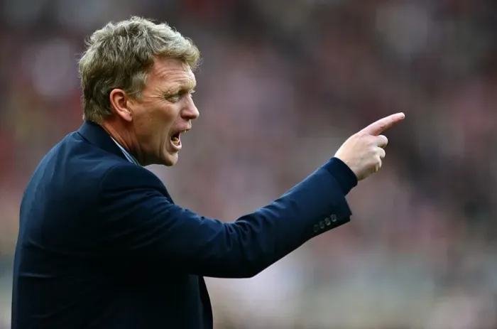 Framed Print : David Moyes at the Touchline: Everton's Battle Against Sunderland in the Premier League (April 20, 2013) Framed Print : David Moyes at the Touchline: Everton's Battle Against Sunderland in the Premier League (April 20, 2013)