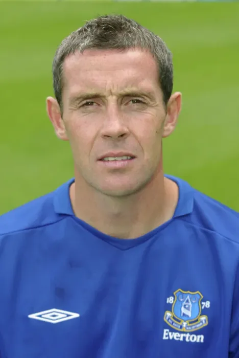 Framed Print : David Weir: Everton's Unyielding Defender
