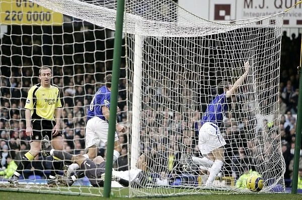 David Weir's Historic Debut Goal for Everton: A Moment to Remember