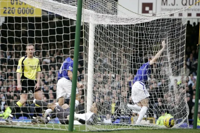 Framed Print : David Weir's Historic Debut Goal for Everton: A Moment to Remember Framed Print : David Weir's Historic Debut Goal for Everton: A Moment to Remember
