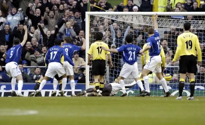Framed Print : David Weir's Historic First Goal for Everton Framed Print : David Weir's Historic First Goal for Everton