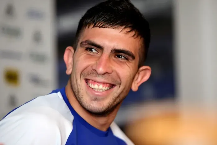 Framed Print : Denis Stracqualursi's Arrival at Everton: Welcome to Finch Farm - New Signing Press Conference