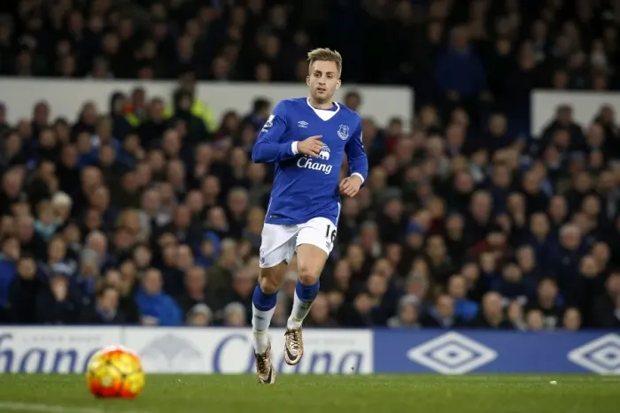 Framed Print : Deulofeu in Action: Everton vs Stoke City, Premier League - Goodison Park Framed Print : Deulofeu in Action: Everton vs Stoke City, Premier League - Goodison Park