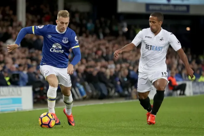 Framed Print : Deulofeu vs Routledge: Intense Battle for Ball at Goodison Park - Everton vs Swansea City, Premier League Framed Print : Deulofeu vs Routledge: Intense Battle for Ball at Goodison Park - Everton vs Swansea City, Premier League