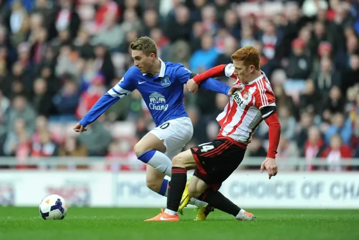 Framed Print : Deulofeu's Determination: Everton's 1-0 Edge over Sunderland (Stadium of Light, 12-04-2014)