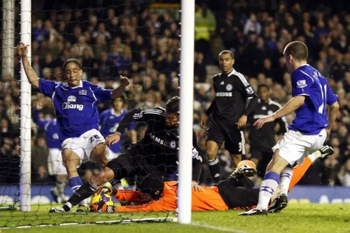Framed Print : Disallowed Goal: Steven Pienaar, Everton vs Chelsea, Premier League 2008
