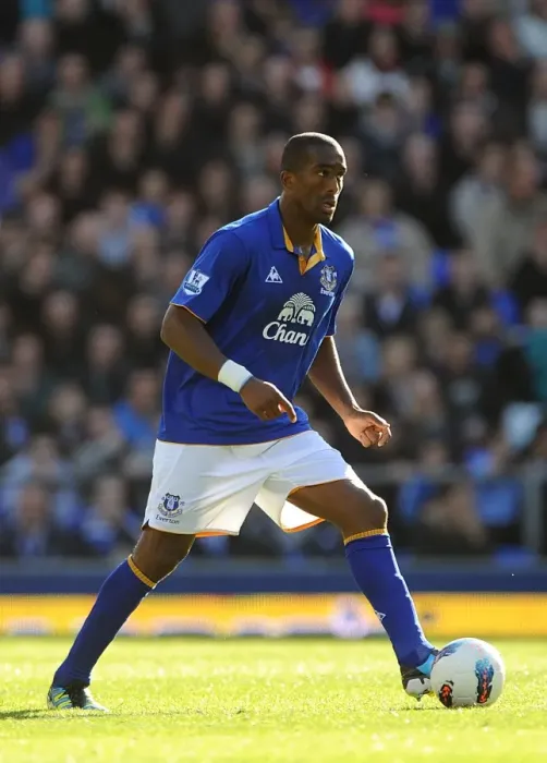Framed Print : Distin at Goodison: Everton's Victory over Wigan Athletic (17 September 2011) Framed Print : Distin at Goodison: Everton's Victory over Wigan Athletic (17 September 2011)
