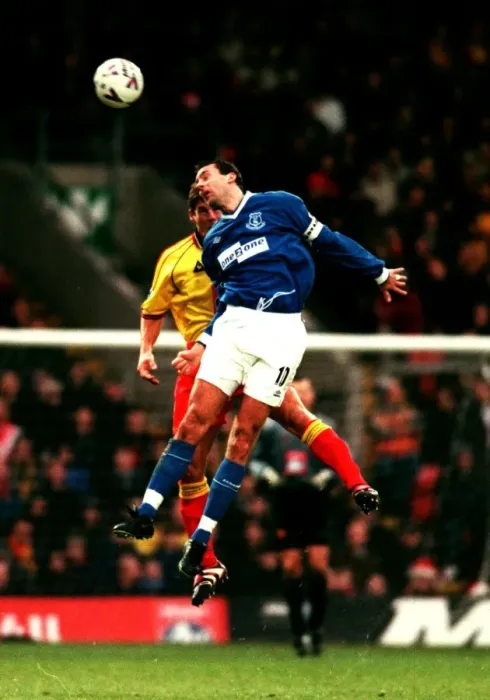 Framed Print : Don Hutchison's Dominant Performance: Everton's 3-1 Victory over Watford Framed Print : Don Hutchison's Dominant Performance: Everton's 3-1 Victory over Watford