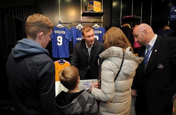 Duncan Ferguson: Meet & Greet & DVD Signing at Everton Two Store, Liverpool One - Everton's Premier League XI