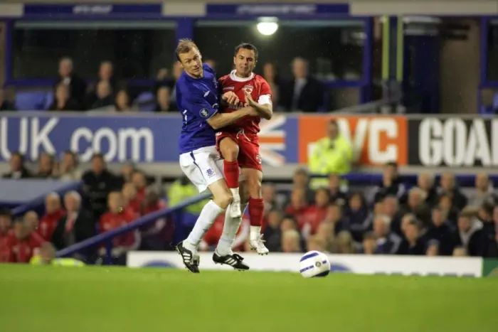 Framed Print : Duncan Ferguson: Tackling Determination Against Dinamo Framed Print : Duncan Ferguson: Tackling Determination Against Dinamo