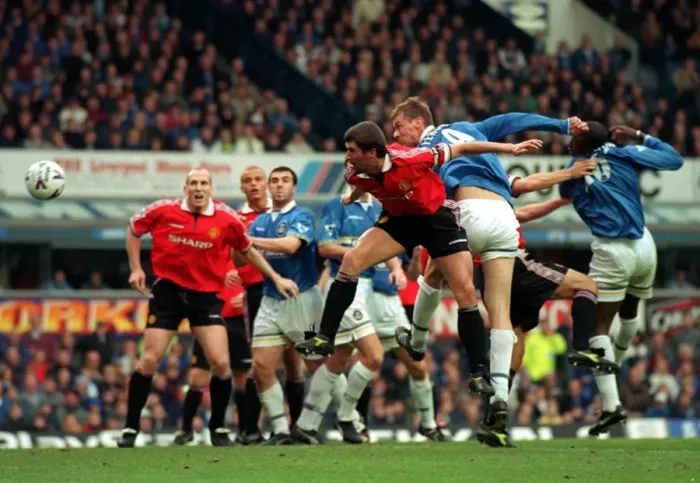 Framed Print : Duncan Ferguson's Debut Goal: Everton vs. Manchester United, 31 / 10 / 98 Framed Print : Duncan Ferguson's Debut Goal: Everton vs. Manchester United, 31 / 10 / 98