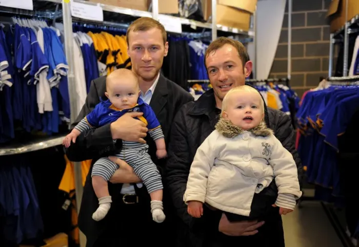 Framed Print : Duncan Ferguson's Everton Premier League XI: A Family Affair - Signing at Everton Two Store, Liverpool One Framed Print : Duncan Ferguson's Everton Premier League XI: A Family Affair - Signing at Everton Two Store, Liverpool One