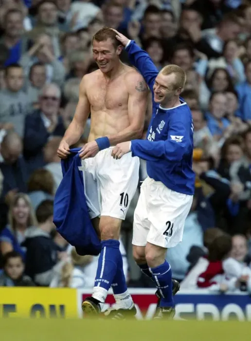Framed Print : Duncan Ferguson's Triumphant Goal: Everton's Victory over Leeds United in the FA Barclaycard Premiership (September 28, 2003) Framed Print : Duncan Ferguson's Triumphant Goal: Everton's Victory over Leeds United in the FA Barclaycard Premiership (September 28, 2003)