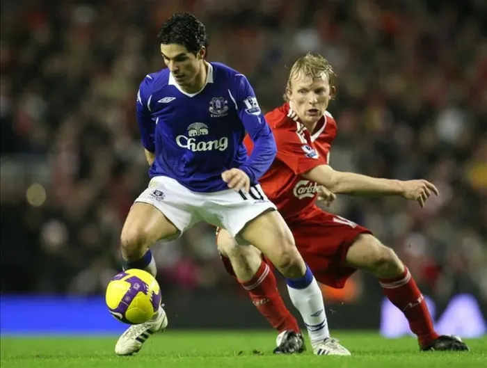 : The Epic Clash: Liverpool vs. Everton (Season 08-09) - A Football Rivalry : The Epic Clash: Liverpool vs. Everton (Season 08-09) - A Football Rivalry