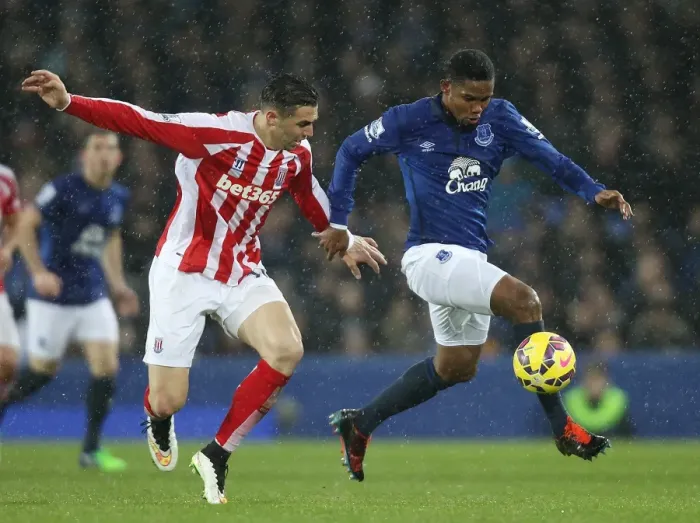 Framed Print : Etos vs Cameron: A Battle at Goodison Park - Everton vs Stoke City, Barclays Premier League Framed Print : Etos vs Cameron: A Battle at Goodison Park - Everton vs Stoke City, Barclays Premier League
