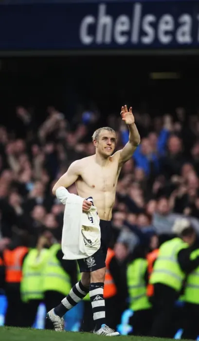 Framed Print : Euphoria Unleashed: Phil Neville's Iconic FA Cup Celebration vs. Chelsea (Everton's Historic Upset at Stamford Bridge, 2011)