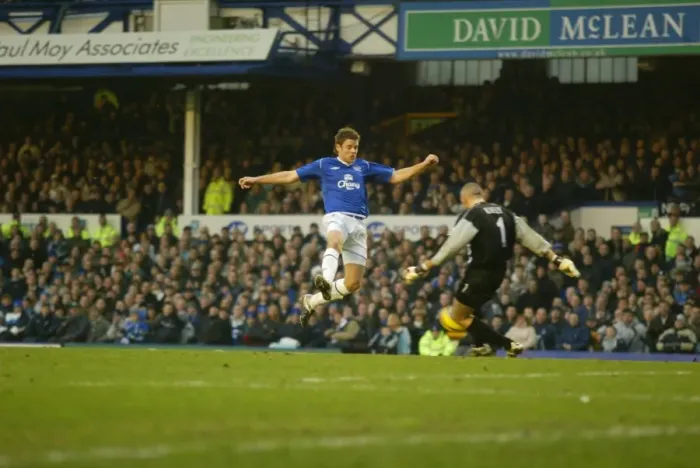 Framed Print : Everton 0-1 Charlton: A Past Match from the 04-05 Season (22-01-05)
