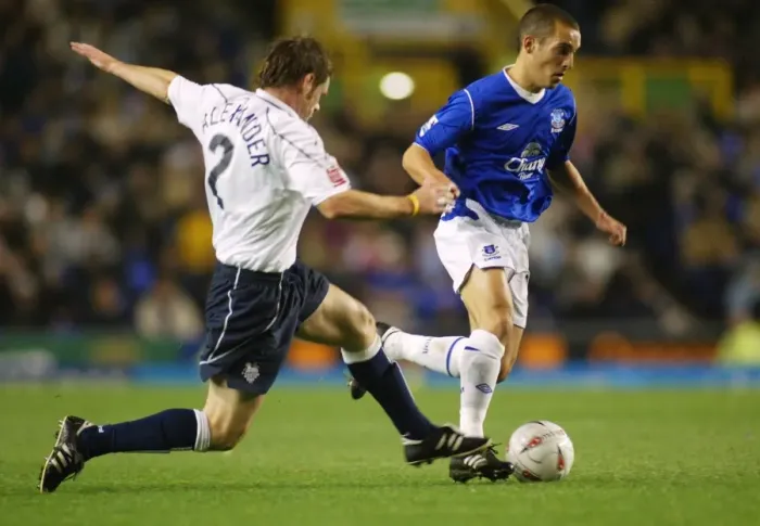 Framed Print : Everton FC: Carling Cup Victory over Preston North End (27-10-04) Framed Print : Everton FC: Carling Cup Victory over Preston North End (27-10-04)