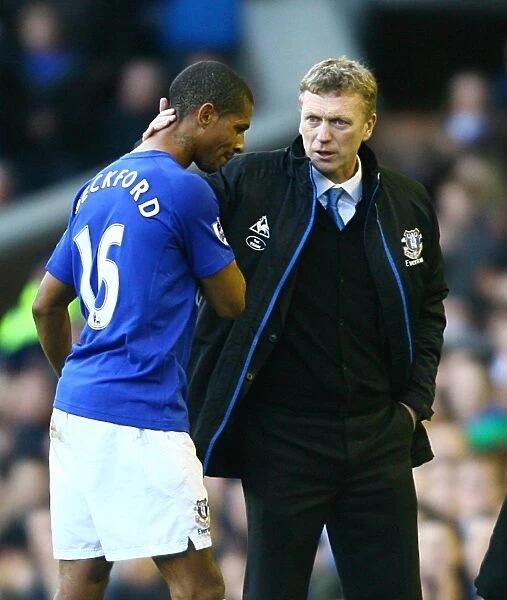 Everton FC: David Moyes and Jermaine Beckford's Exuberant Substitution Celebration (February 26, 2011)