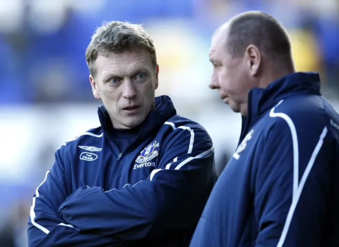 Framed Print : Everton FC: FA Cup Quarterfinal - Moyes and Holden Lead the Charge against Middlesbrough, 2009 Framed Print : Everton FC: FA Cup Quarterfinal - Moyes and Holden Lead the Charge against Middlesbrough, 2009