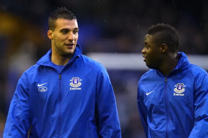 Framed Print : Everton FC: Magaye Gueye and Apostolos Vellios Prepare for Everton vs. Wigan Athletic (26-12-2012) Framed Print : Everton FC: Magaye Gueye and Apostolos Vellios Prepare for Everton vs. Wigan Athletic (26-12-2012)