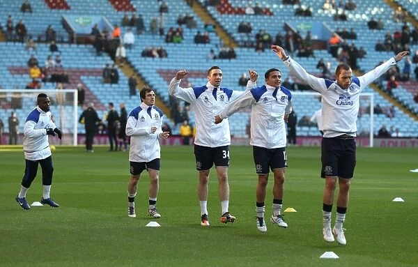 Everton FC Players Gear Up for Aston Villa Showdown: Drenthe, Baines, Duffy, Cahill, Heitinga