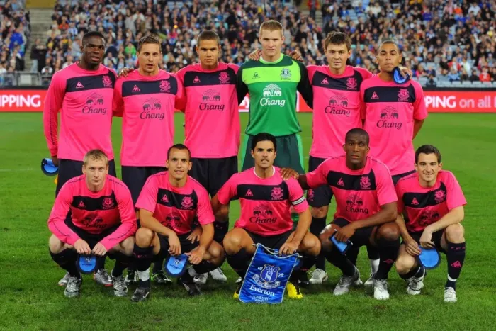 Framed Print : Everton FC: United in Pre-Season at ANZ Stadium - Sydney FC vs Everton Team Photo Framed Print : Everton FC: United in Pre-Season at ANZ Stadium - Sydney FC vs Everton Team Photo