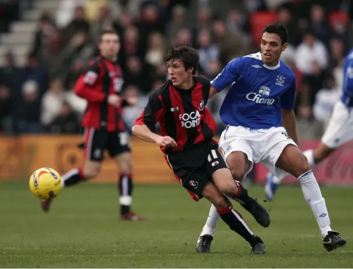 Framed Print : Everton FC vs AFC Bournemouth: Steven Foley vs Anderson Silva de Franca - FitnessFirst Stadium Showdown Framed Print : Everton FC vs AFC Bournemouth: Steven Foley vs Anderson Silva de Franca - FitnessFirst Stadium Showdown