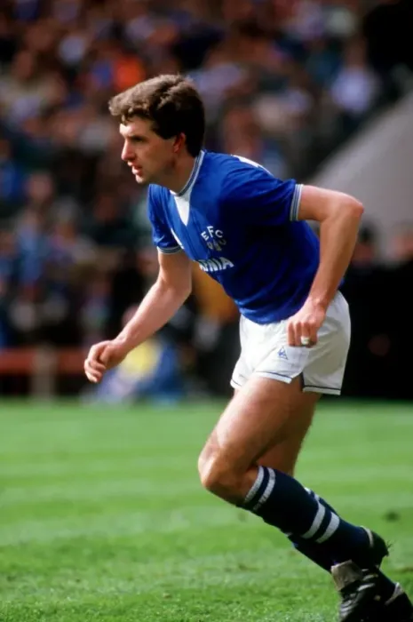 Framed Print : Everton FC vs Luton Town: FA Cup Semi-Final Showdown - Kevin Sheedy's Unyielding Determination Framed Print : Everton FC vs Luton Town: FA Cup Semi-Final Showdown - Kevin Sheedy's Unyielding Determination