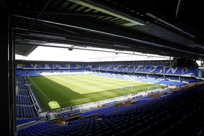 Framed Print : Everton FC vs Manchester United: Clash at Goodison Park, Barclays Premier League Framed Print : Everton FC vs Manchester United: Clash at Goodison Park, Barclays Premier League