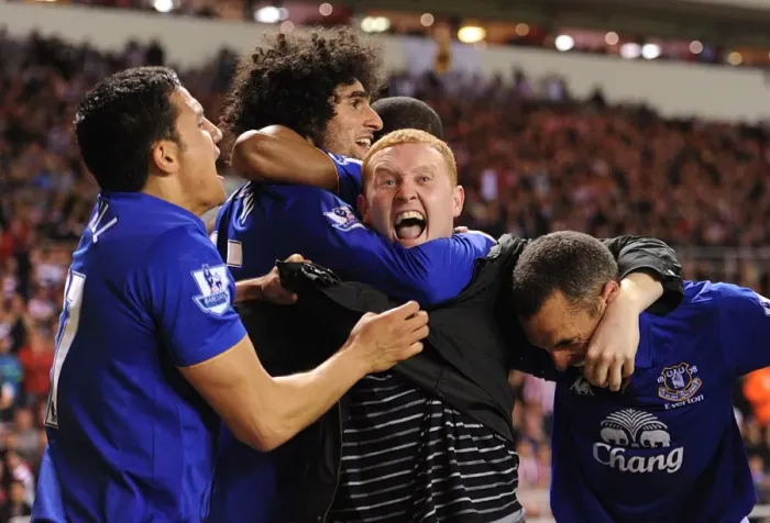 Framed Print : Everton FC's FA Cup Triumph: Fan's Euphoria after Own Goal by Sunderland's Vaughan Framed Print : Everton FC's FA Cup Triumph: Fan's Euphoria after Own Goal by Sunderland's Vaughan
