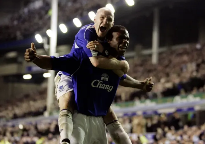 Framed Print : Everton v Fulham Victor Anichebe celebrates his goal with Andrew Johnson