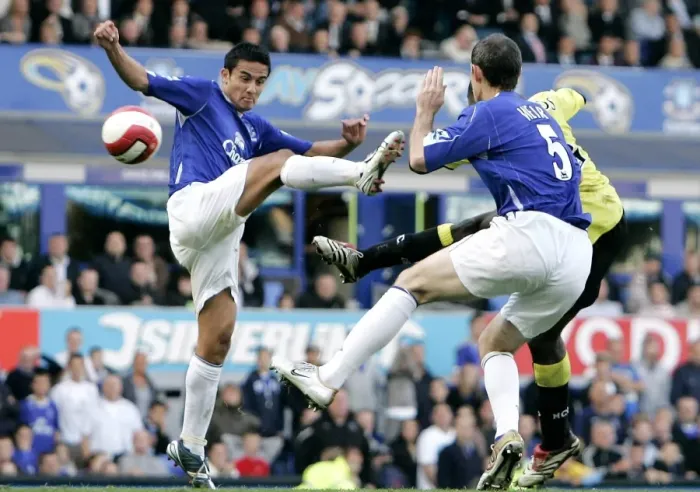 Framed Print : Everton v Manchester City Manchester Citys Micah Richards scores their first goal