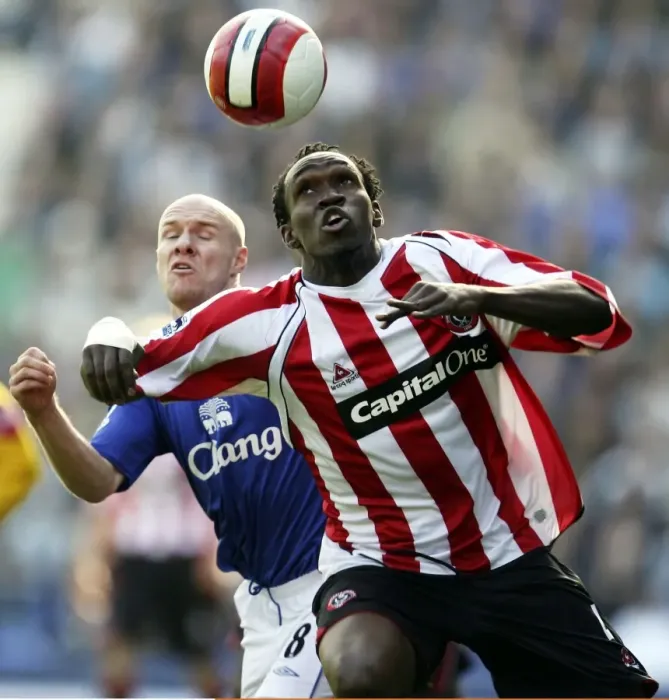Framed Print : Everton v Sheffield United - 21 / 10 / 06 Claude Davis - Sheffield United and Andrew Johnson - Everton in Framed Print : Everton v Sheffield United - 21 / 10 / 06 Claude Davis - Sheffield United and Andrew Johnson - Everton in
