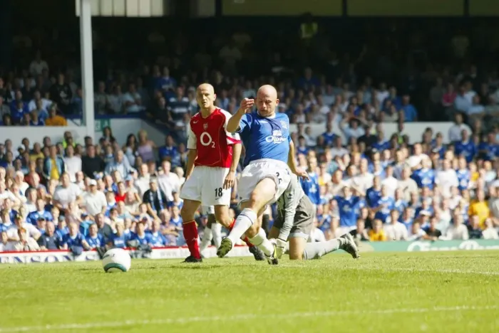 Framed Print : Everton vs. Arsenal: Lee Carsley's Goal (15 / 8 / 04), Barclays Premiership Season 04-05, Goodison Park - Key Moment Framed Print : Everton vs. Arsenal: Lee Carsley's Goal (15 / 8 / 04), Barclays Premiership Season 04-05, Goodison Park - Key Moment